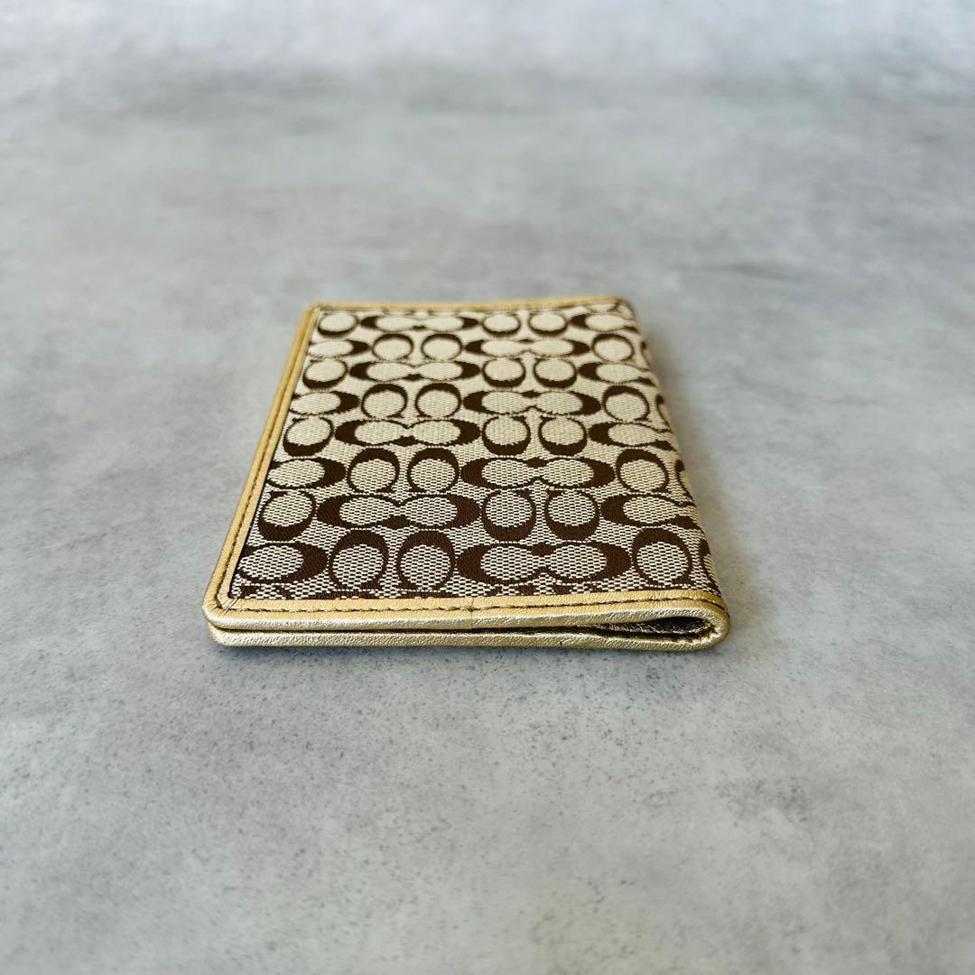 未使用✨COACH Signature Passport Case GOLD 4