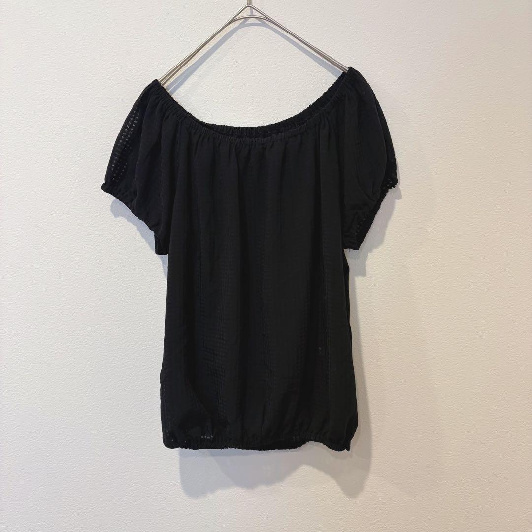 ナイスクラップ オフショルダー ブラウス 半袖 黒 ブラック　フリル