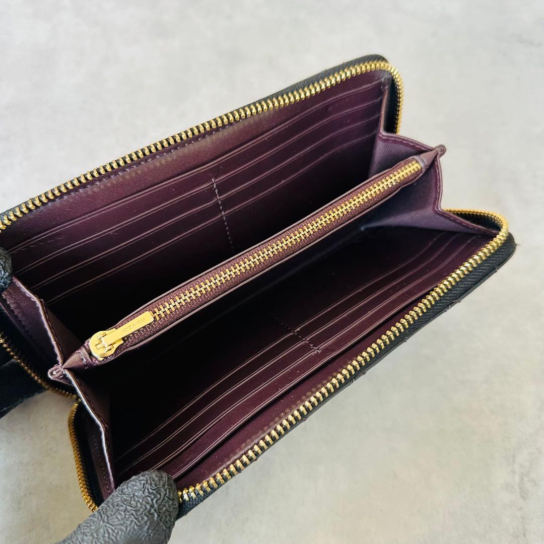 COACH キルティングレザー スタッズ アコーディオン ジップ ウォレット 黒 11