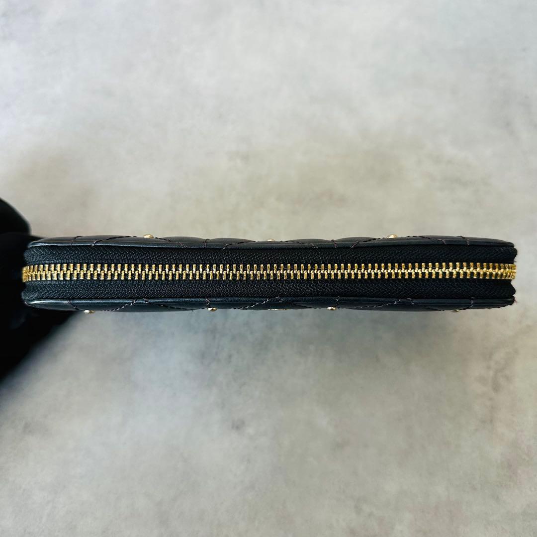 COACH キルティングレザー スタッズ アコーディオン ジップ ウォレット 黒 9