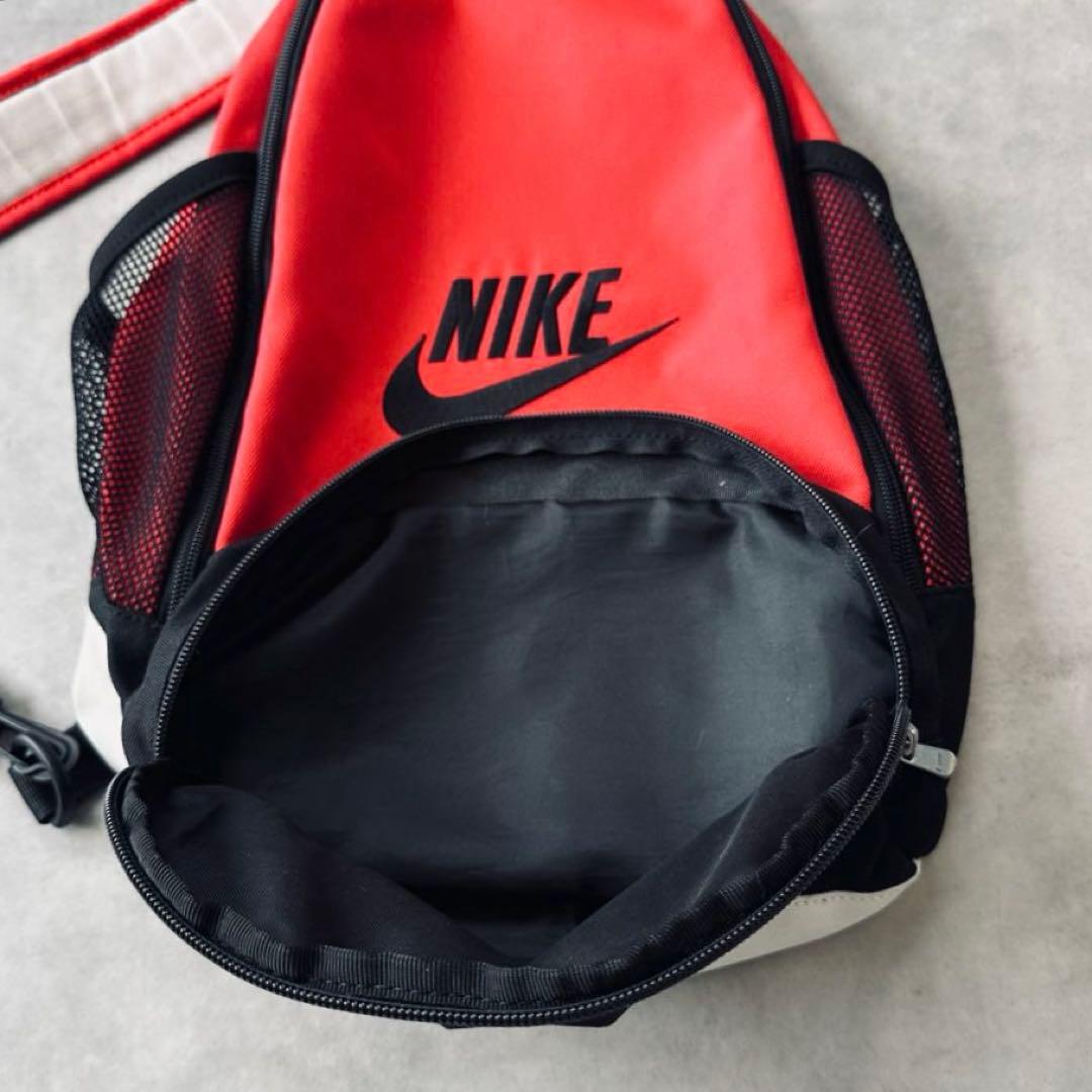 archive NIKE Sling bag Bled 4