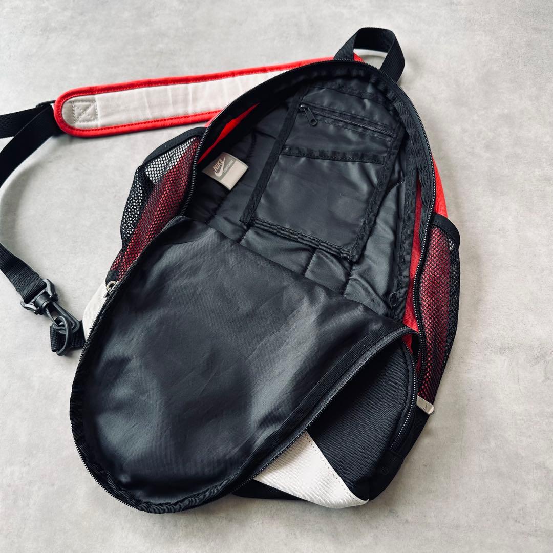 archive NIKE Sling bag Bled 5