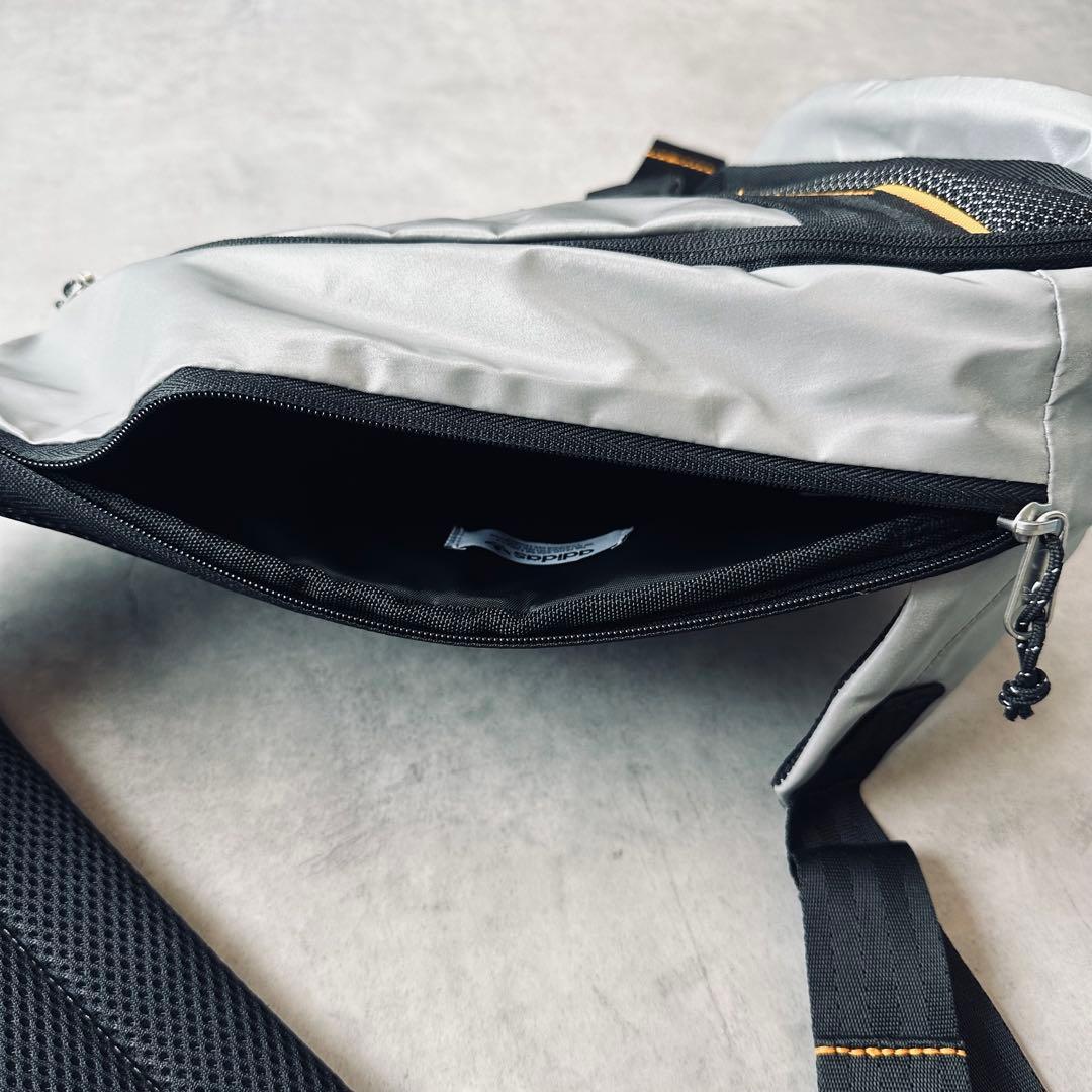 archive adidas Metallic silver Sling Bag 6