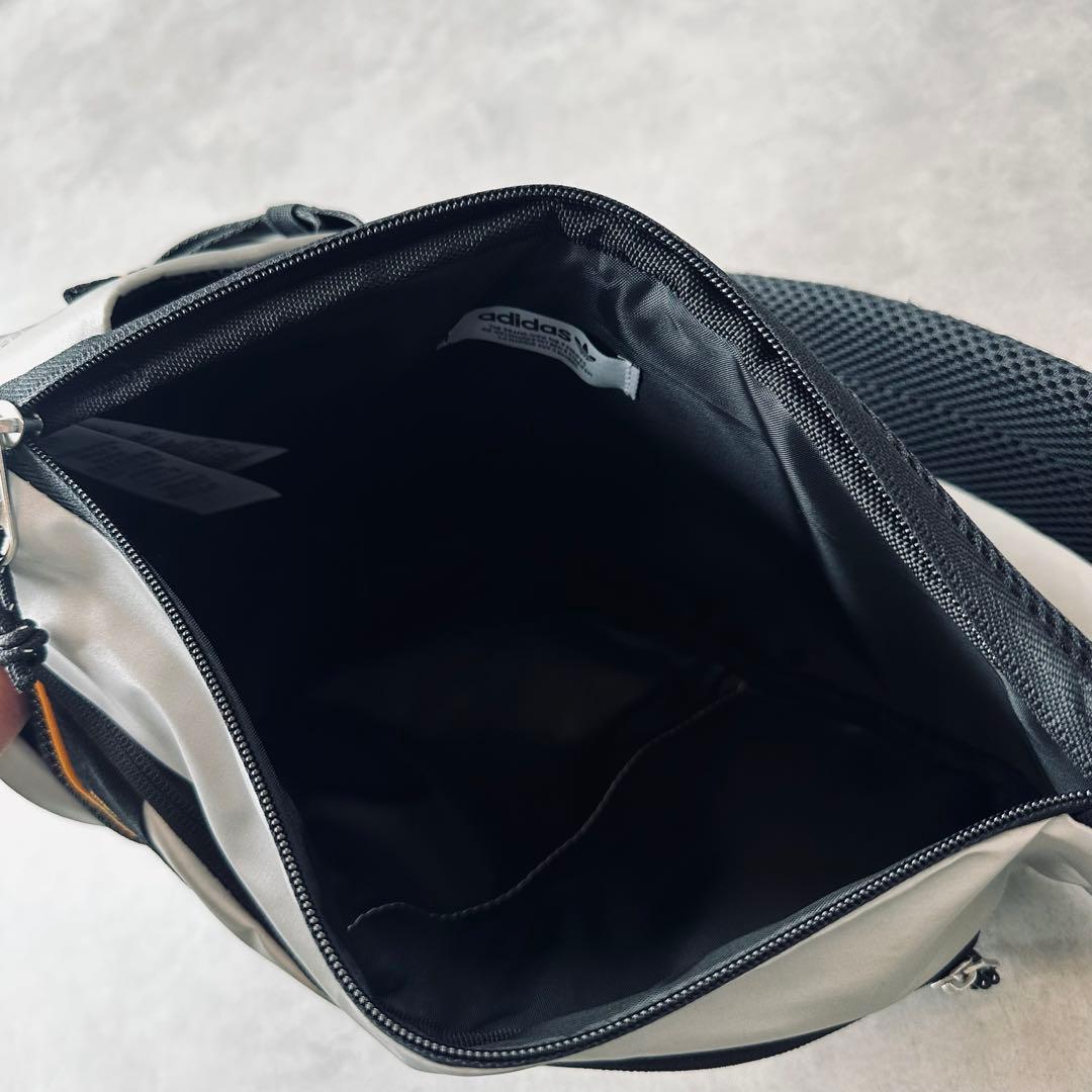 archive adidas Metallic silver Sling Bag 7