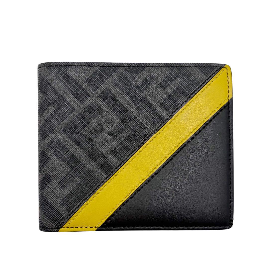 ⭐️美品⭐️ フェンディ 7M0169 ダイアゴナル ズッカ 二つ折り財布 2