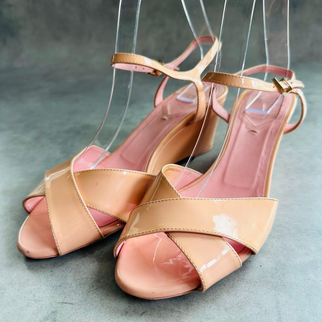 FENDI パテントレザー　ピンク　クロス　ストラップ　サンダル　ウェッジソール 2