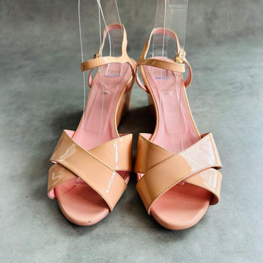 FENDI パテントレザー　ピンク　クロス　ストラップ　サンダル　ウェッジソール 4