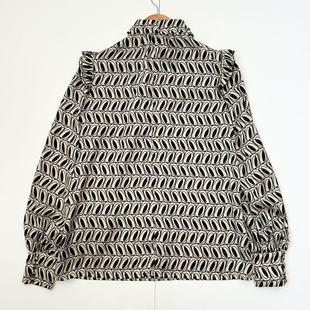 Sov. ソブ　ボウタイブラウス　幾何学模様　38 2
