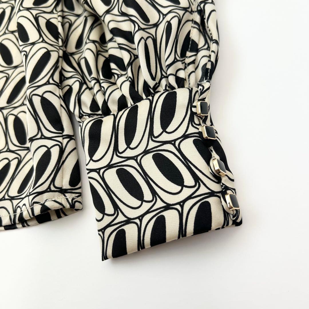 Sov. ソブ　ボウタイブラウス　幾何学模様　38 8