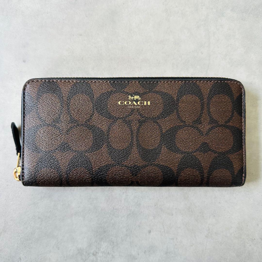 COACH Signature Zip Around Wallet BROWN