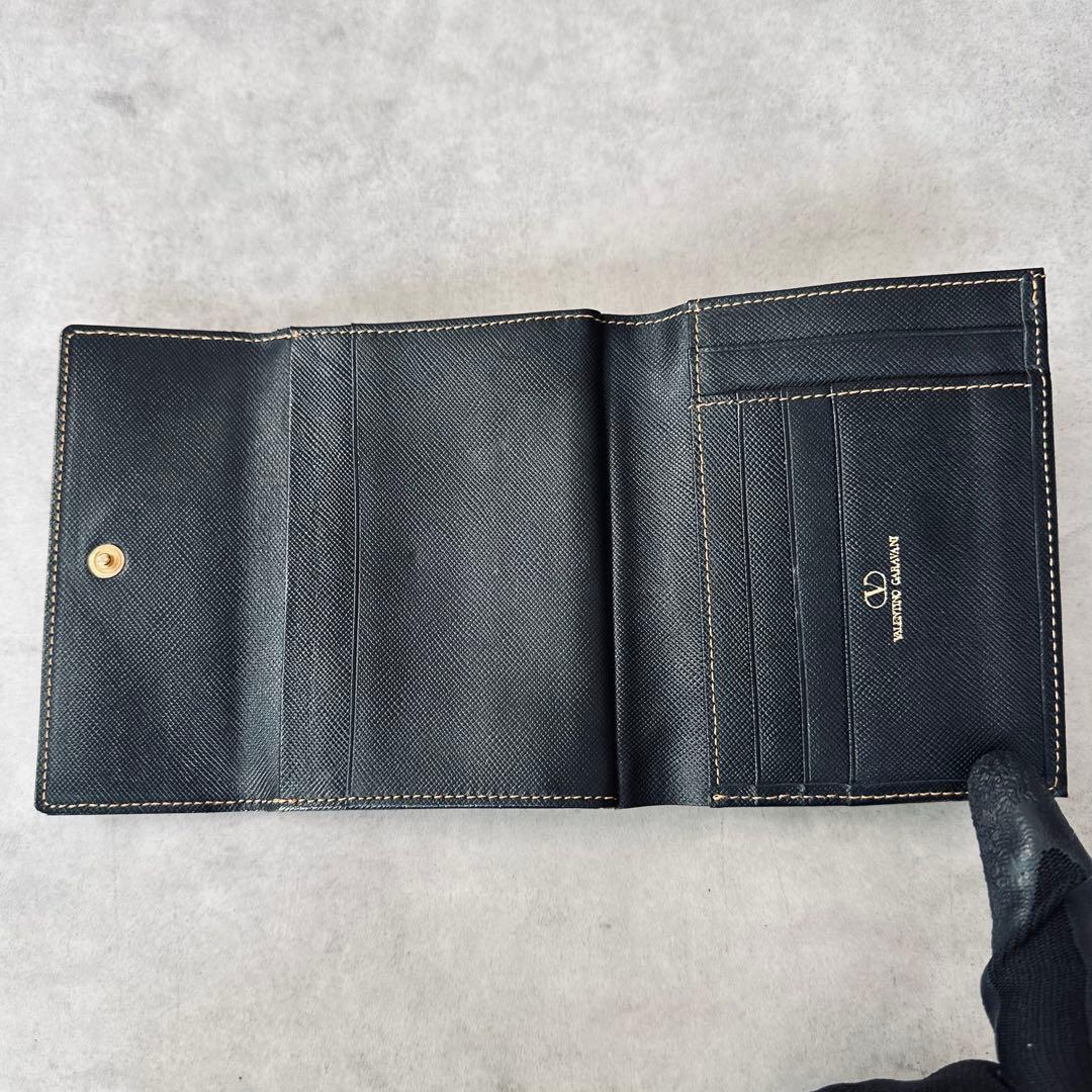 VALENTINO GARAVANI ロゴ金具　がま口　三つ折り財布　レザー　黒 9