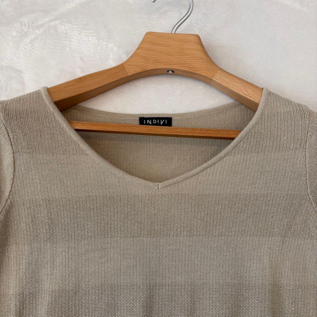 .インディヴィ 長袖ニット　体型カバー ベージュ ストライプ　38 おしゃれ 4