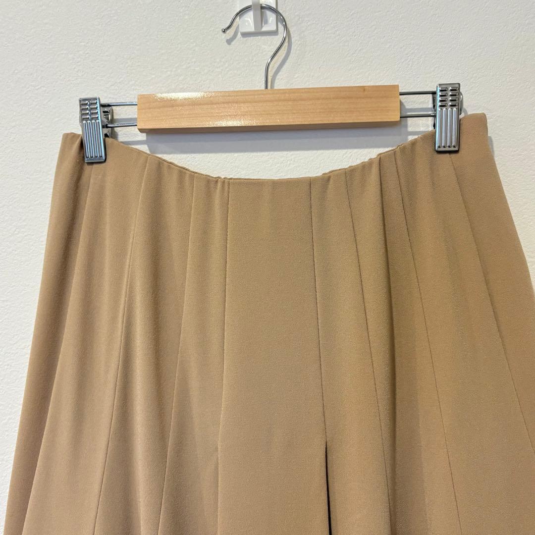 ハナイアンドコー　フレア スカート ひざ丈 ベージュ 10 M 上品 きれいめ 2