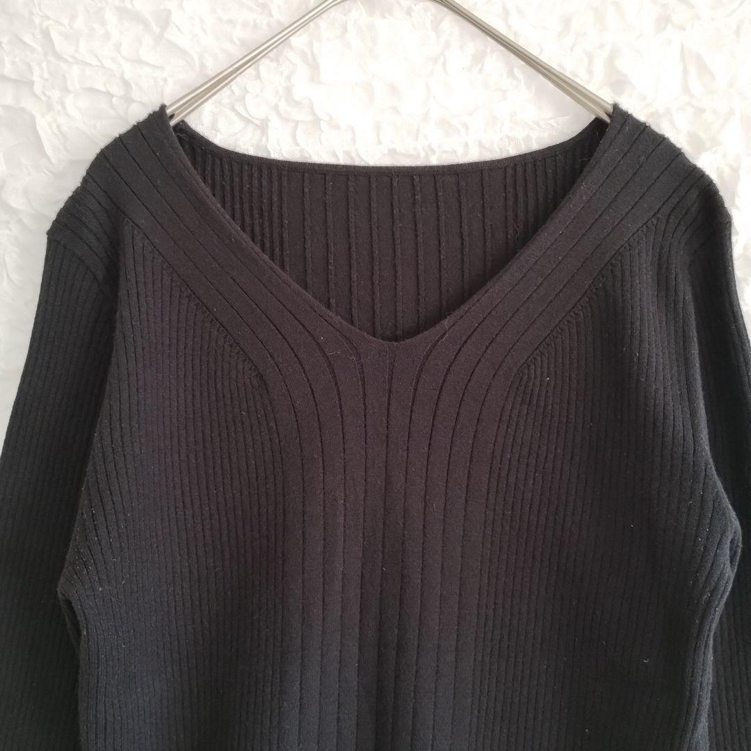 【ロペピクニック】黒 Vネック リブ編み 長袖ニット 2