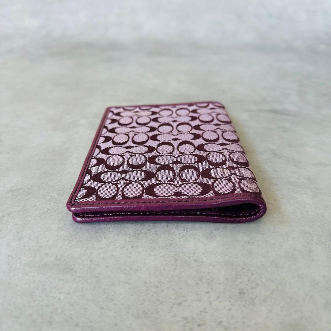 未使用✨COACH Signature Passport Case PURPLE 7