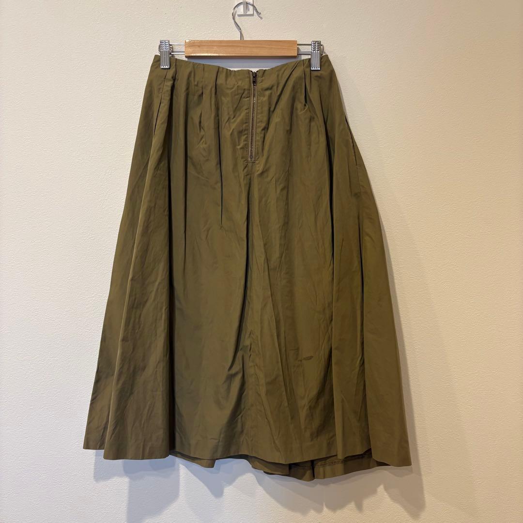 マカフィー フレアスカート ロング タック カーキ　緑　34 M ゆったり　無地 4