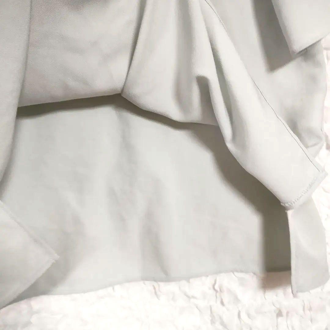 anysis エニィスィス グレー Vネック フレア袖シャツ S 軽い シンプル 5