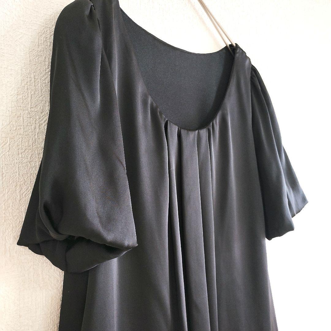 プーラフリーム Pour la frime黒のひざ丈ワンピース 半袖 異素材 3