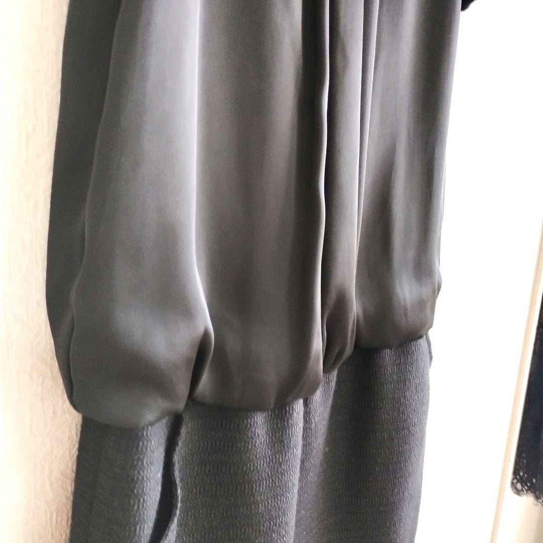 プーラフリーム Pour la frime黒のひざ丈ワンピース 半袖 異素材 4