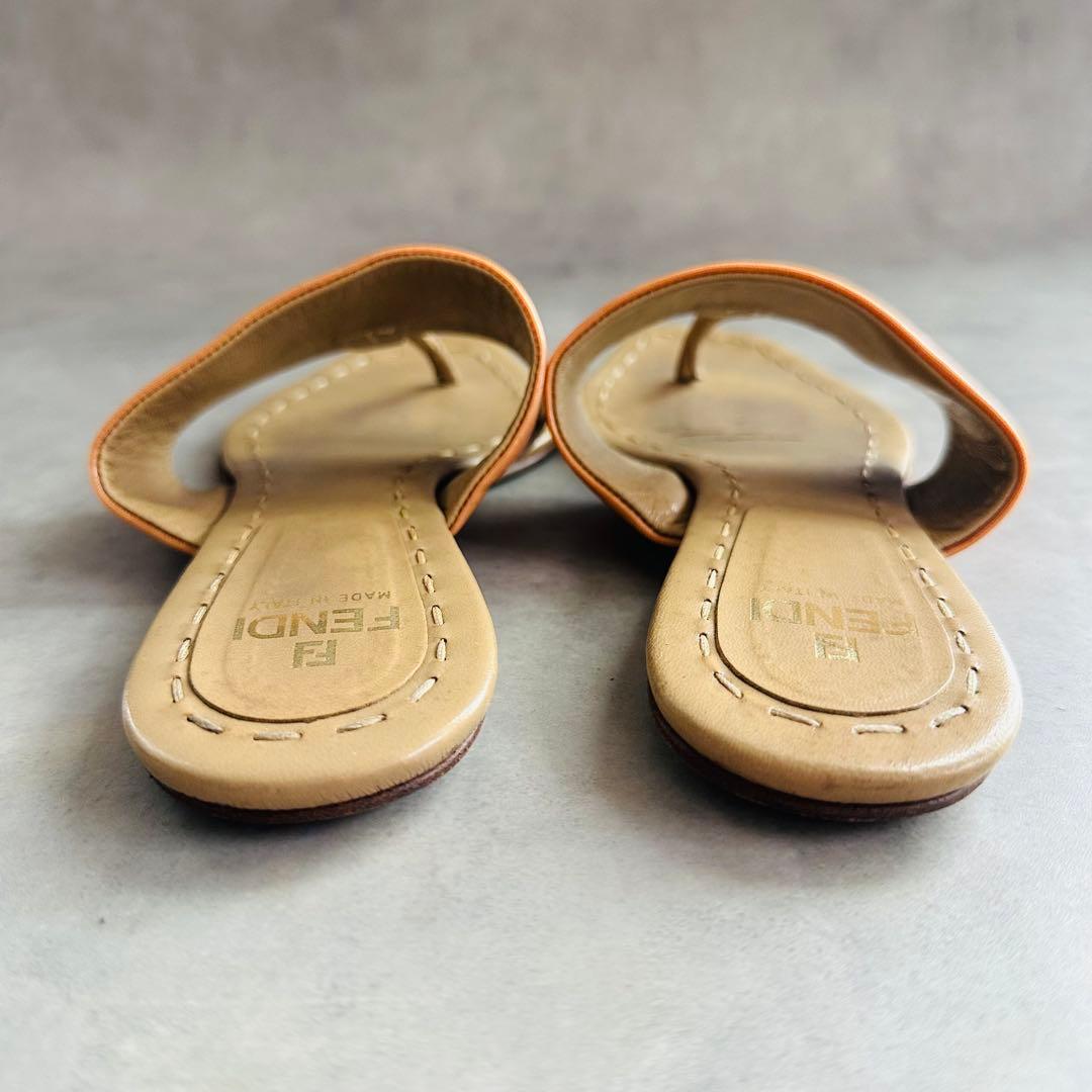 FENDI ズッカ　パテントレザー　トングサンダル　オレンジ 5