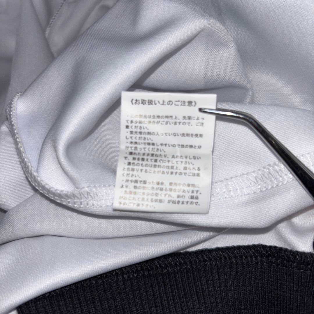 NieR CLOTHING フルジップキャラクターパーカー F ロゴ d675 17