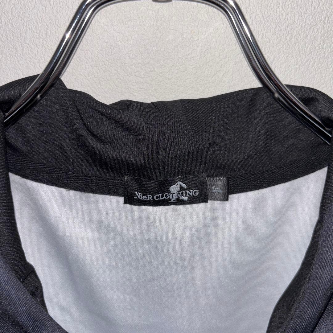 NieR CLOTHING フルジップキャラクターパーカー F ロゴ d675 3