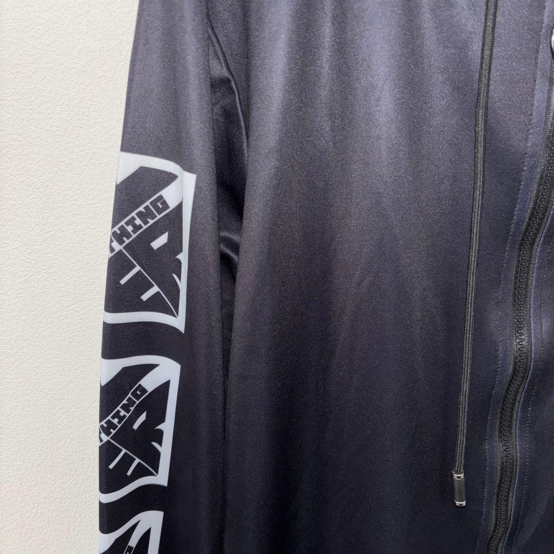 NieR CLOTHING フルジップキャラクターパーカー F ロゴ d675 5