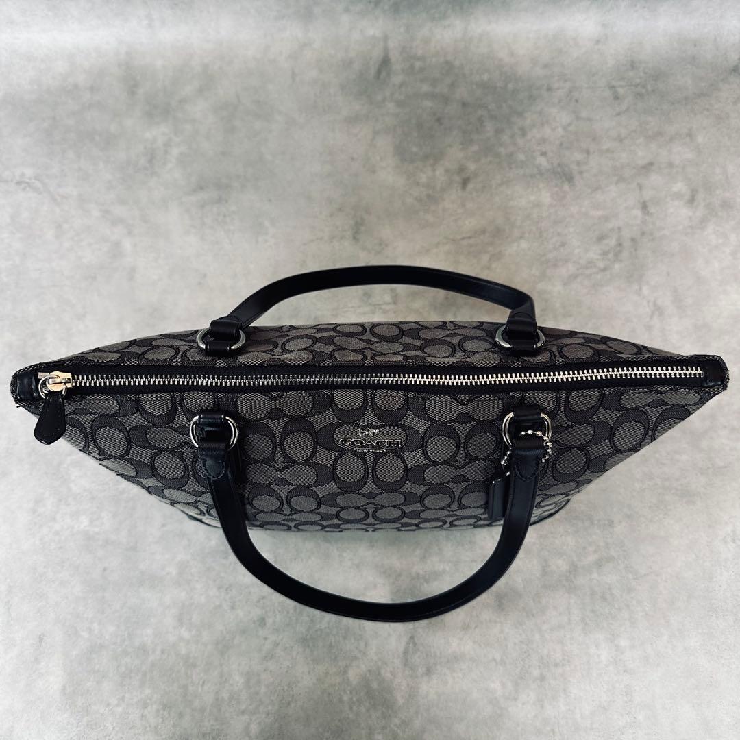 COACH Signature Tote Bag One Shoulder 12