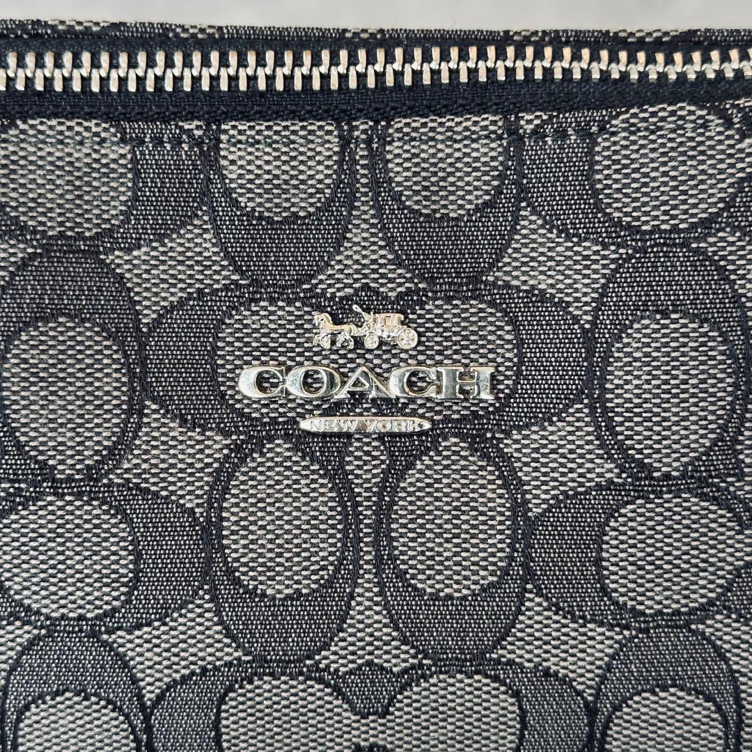 COACH Signature Tote Bag One Shoulder 16