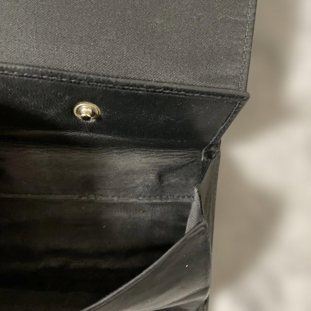PRADA ブラック 三つ折り財布 8
