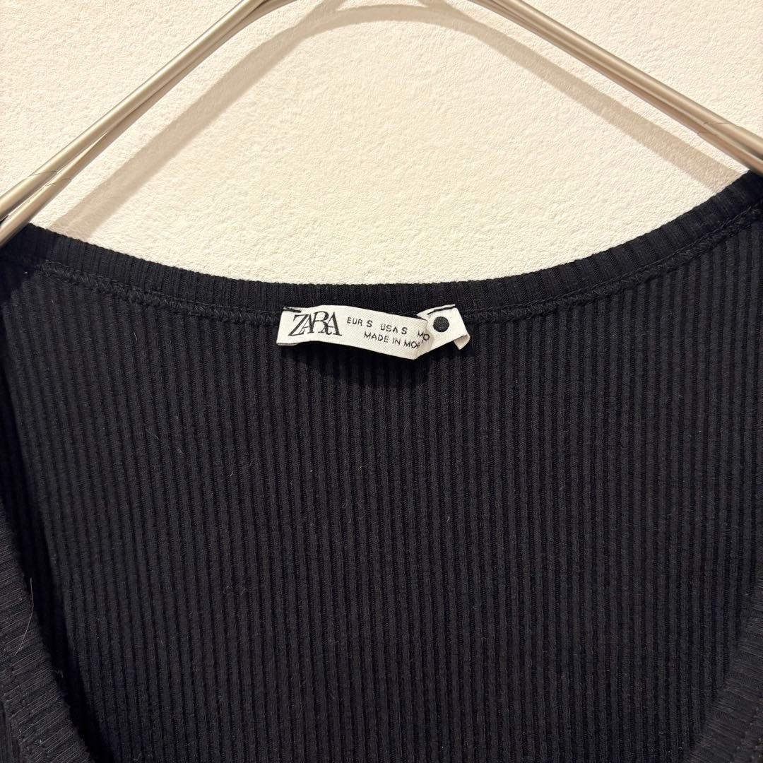 .ザラ　リブ　タンクトップ ロゴ刺繍 黒　ブラック Sサイズ　シンプル 3