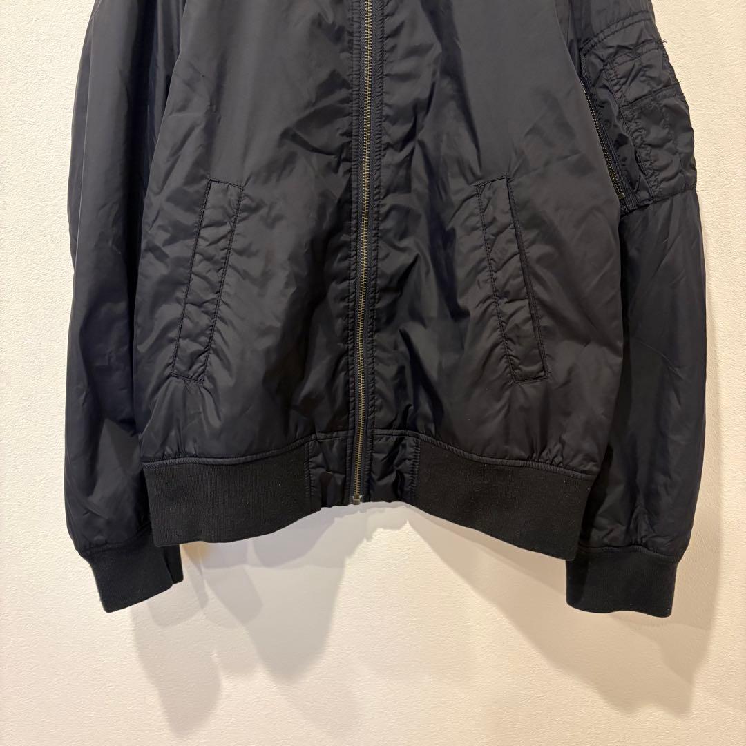 ユニクロ MA-1 ジャケット ブルゾン 黒 ブラック　M 防寒 ミリタリー 5
