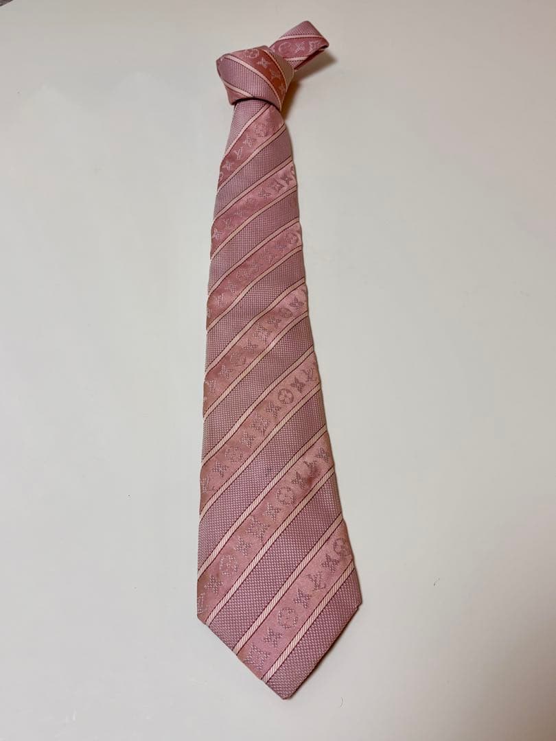 LOUIS VUITTON BIGモノグラム柄　ピンクストライプ　シルクネクタイ 5