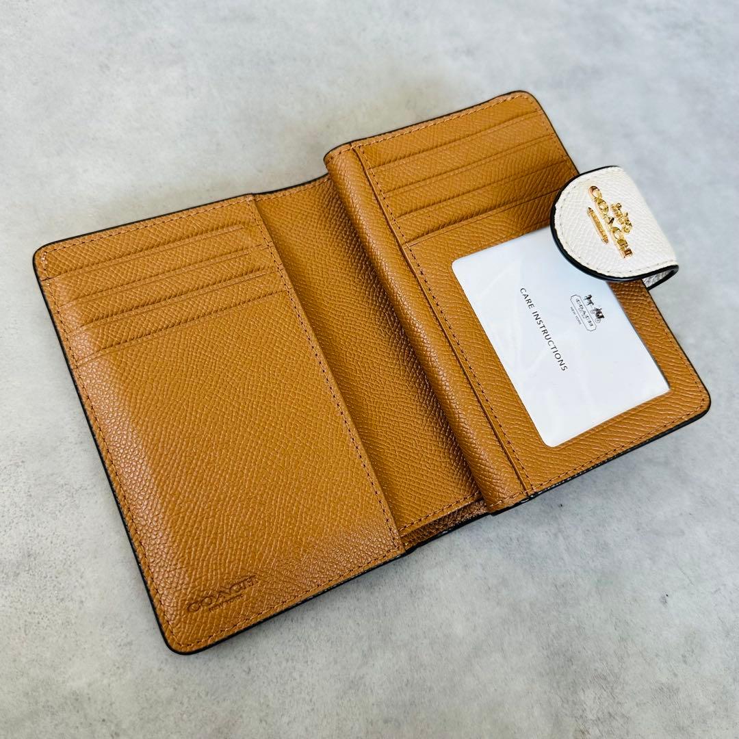 COACH ミディアム コーナー ジップ ウォレット　ホワイト系 9