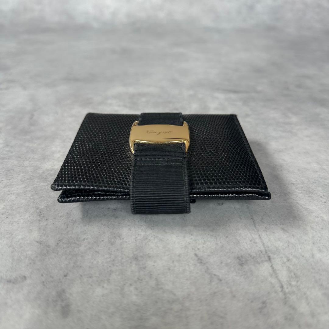 Salvatore Ferragamo ヴァラ リザード型押し 二つ折り財布 6