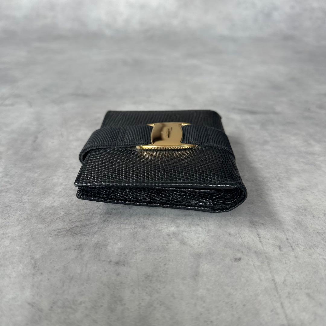 Salvatore Ferragamo ヴァラ リザード型押し 二つ折り財布 8