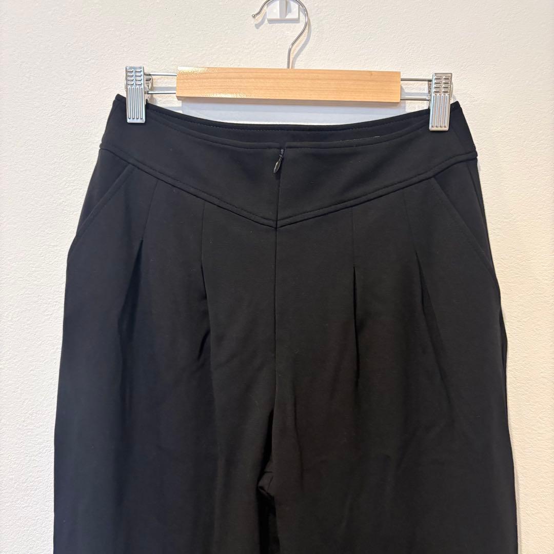 テーパードパンツ 黒 ブラック　ストレッチ 美脚 S レディース　無地　シンプル 2