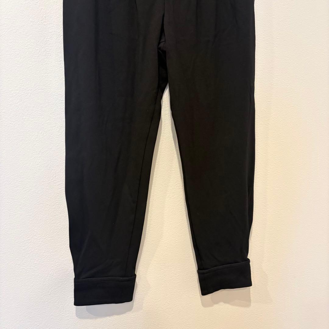 テーパードパンツ 黒 ブラック　ストレッチ 美脚 S レディース　無地　シンプル 3