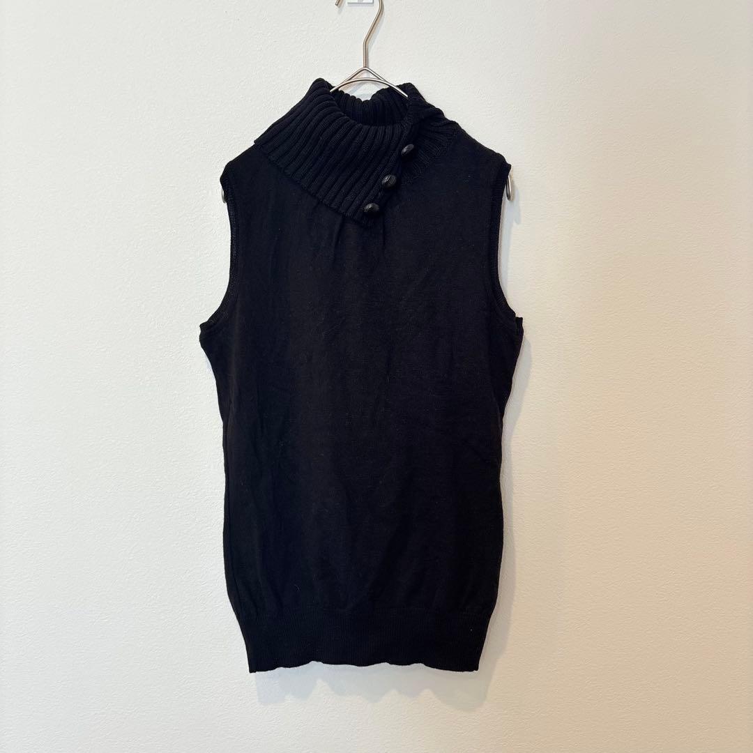 ハイネック　ニットベスト 黒 ブラック　ノースリーブ 重ね着 M相当　おしゃれ