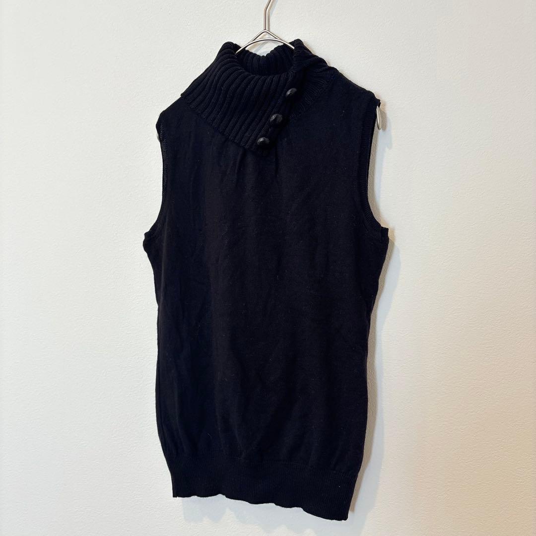 ハイネック　ニットベスト 黒 ブラック　ノースリーブ 重ね着 M相当　おしゃれ 2