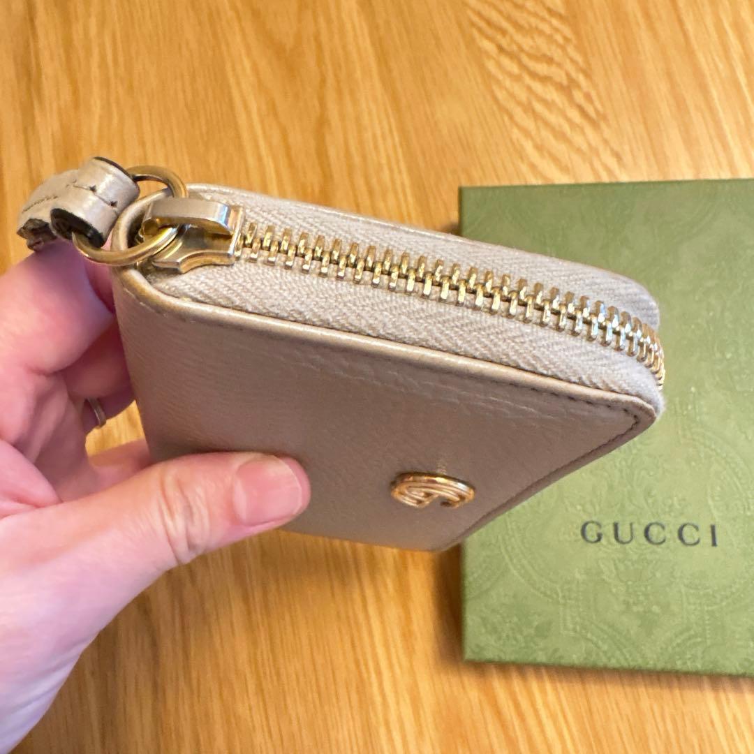 GUCCI グッチ 2