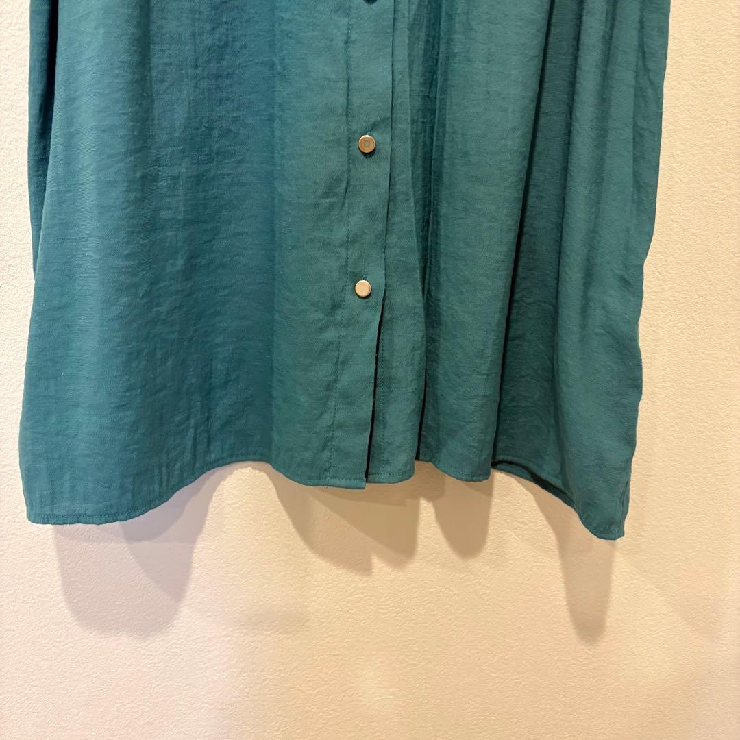 ブラウス ギャザー　ノースリーブ　グリーン 緑　F 前開き　ゴールドボタン　高級 5