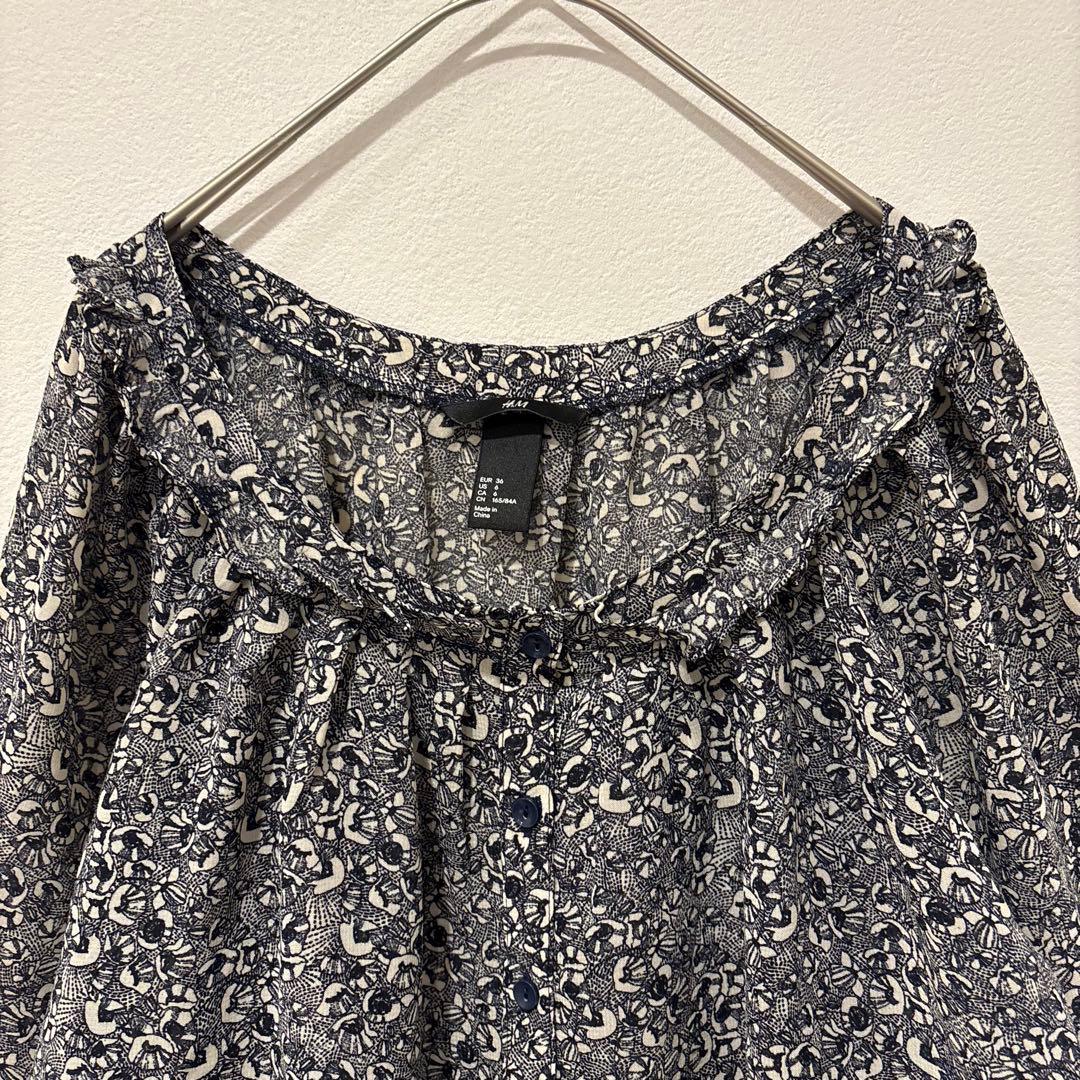 H&M 花柄 ブラウス 前ボタン 黒　ブラック　36 S相当　シフォン　かわいい 2