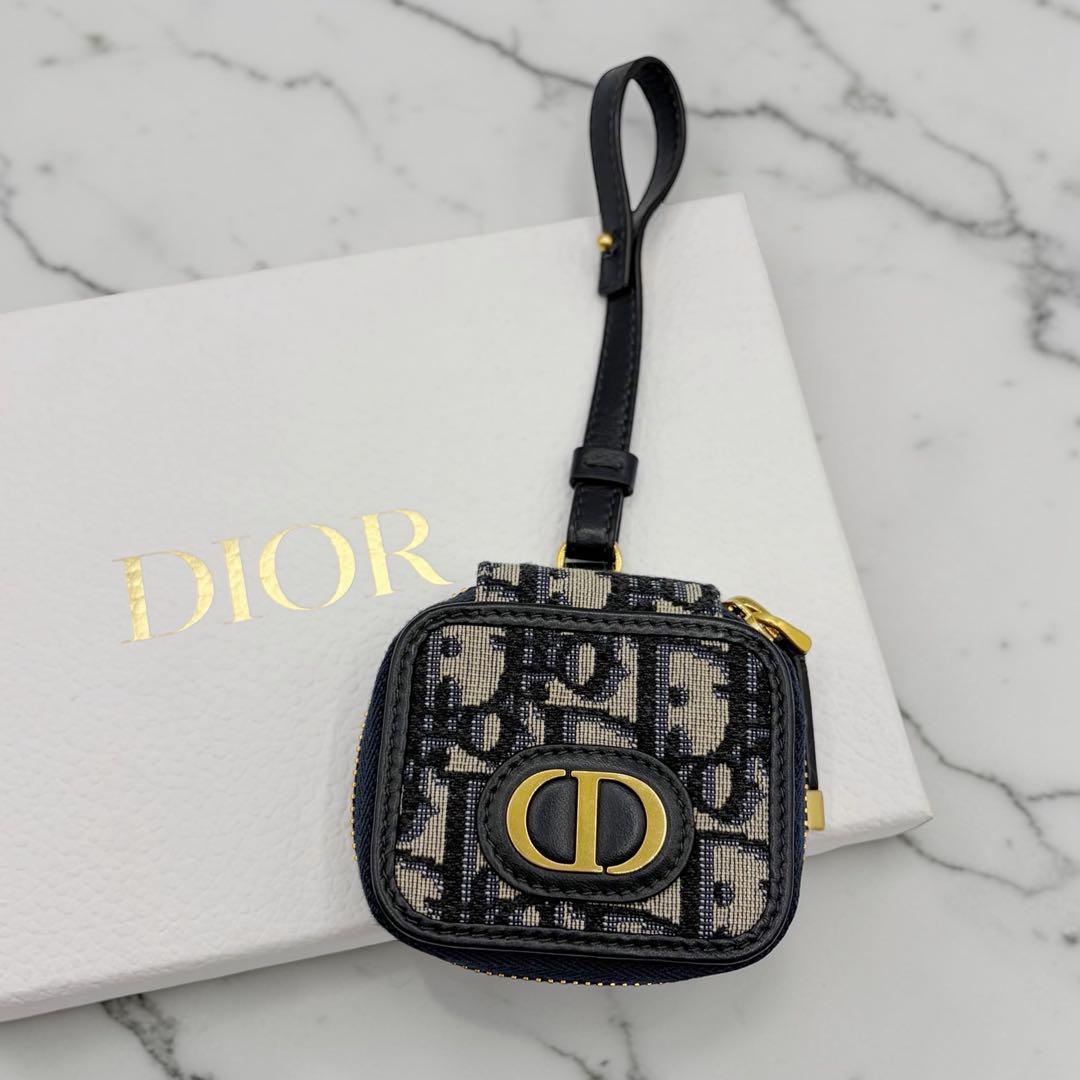 ⭐️ほぼ未使用⭐️ ディオール 30モンテーニュ オブリーク イヤホンケース