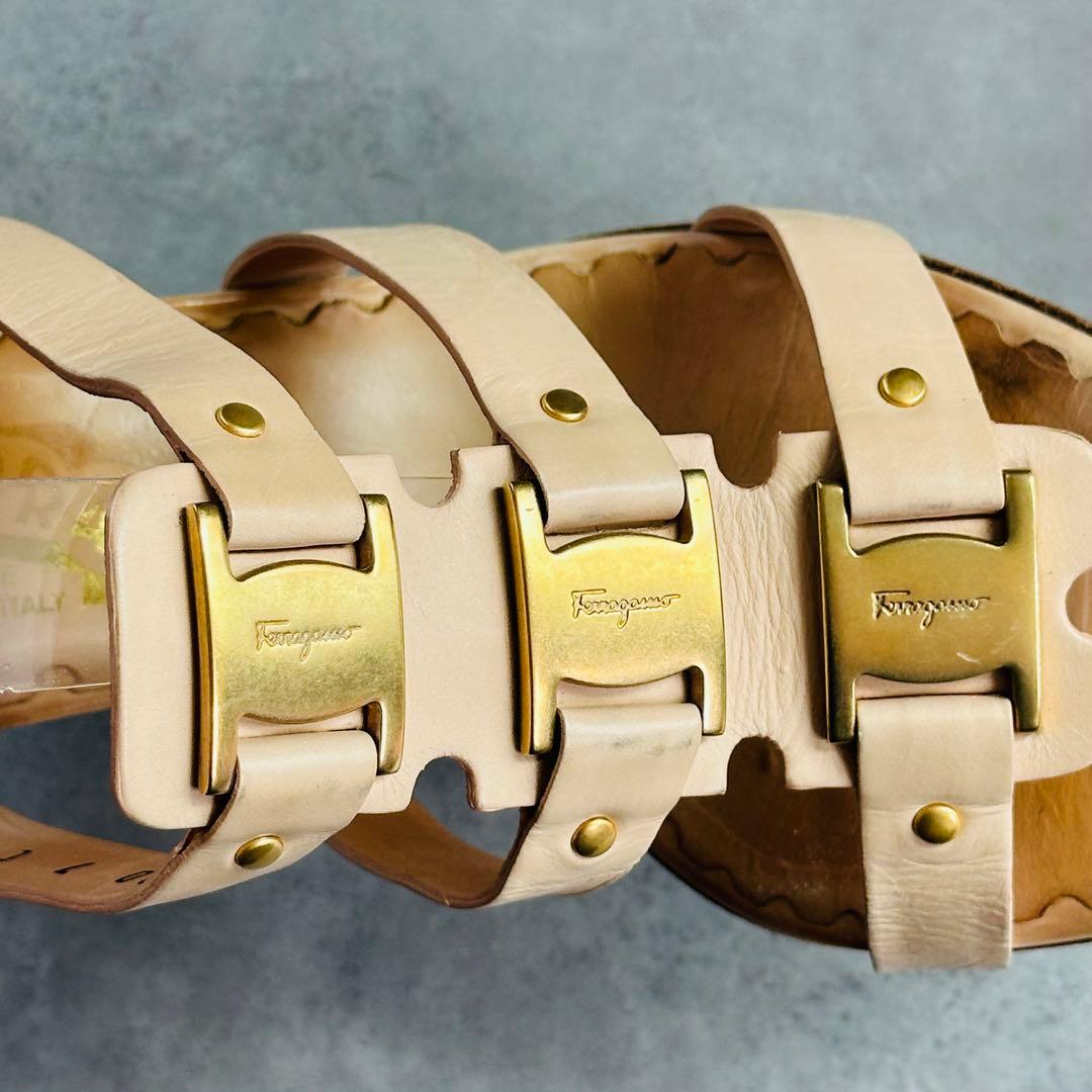 Salvatore Ferragamo ヴァラ　3連　レザー　ミュール　サンダル 9