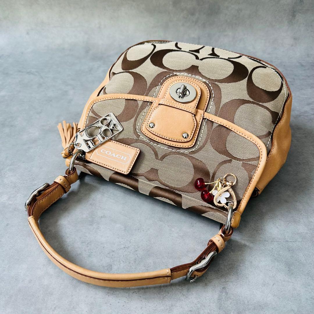 Y2K COACH Willis Signature Turn Lock bag 6