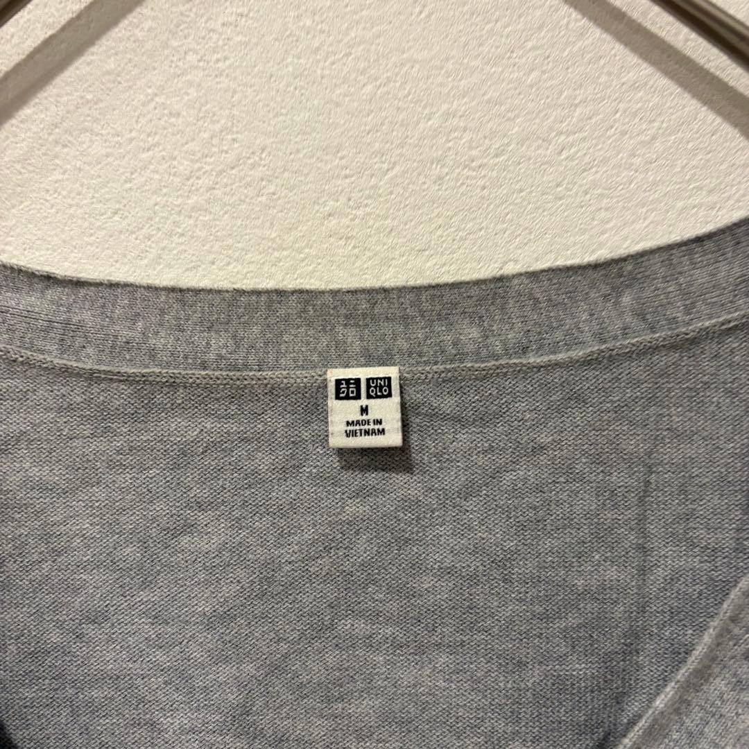 ユニクロ カーディガン Vネック シンプル 灰色　グレー M 無地　レディース 4