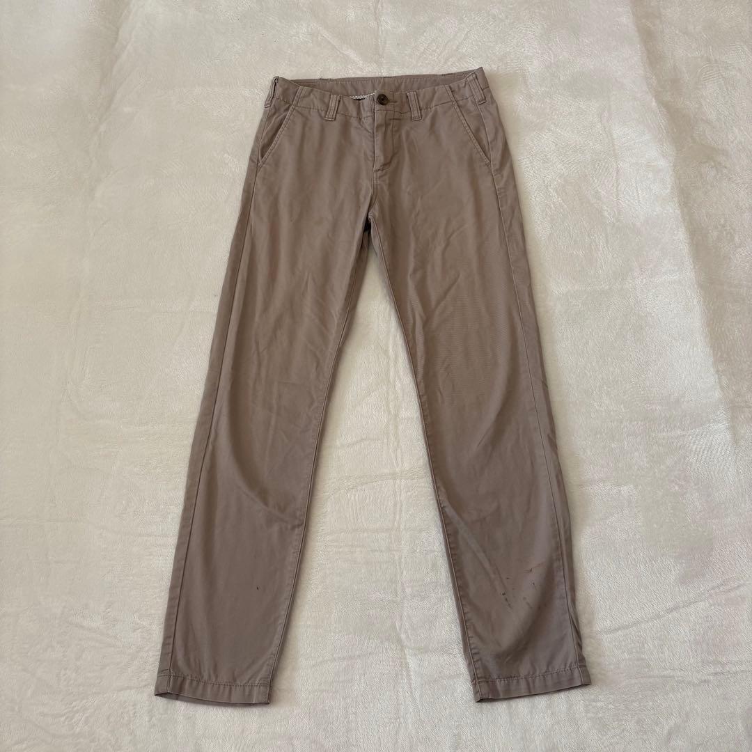 .ユニクロ　チノパン テーパードパンツ　ベージュ 綿100% M 無地　シンプル