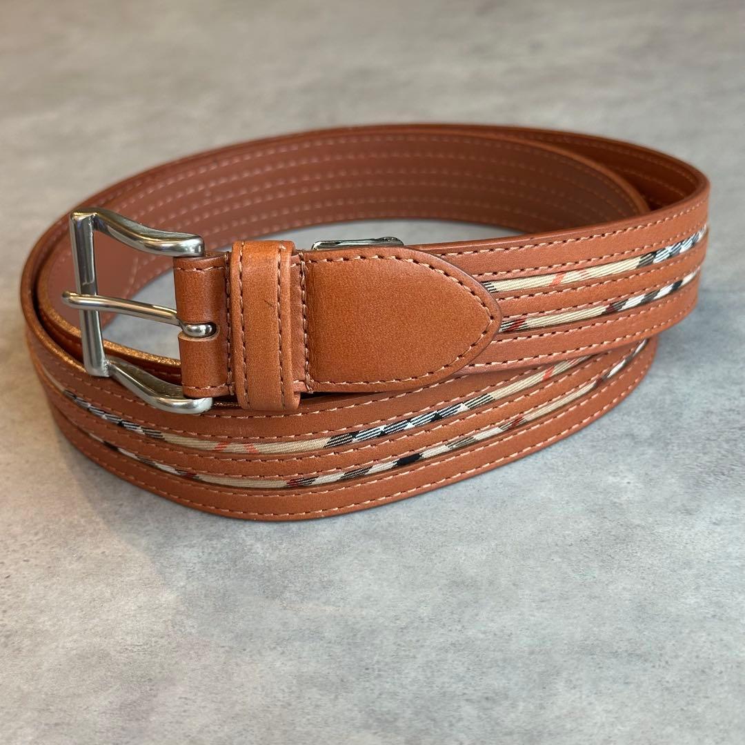 BURBERRY ノバチェック　レザーベルト　ブラウン