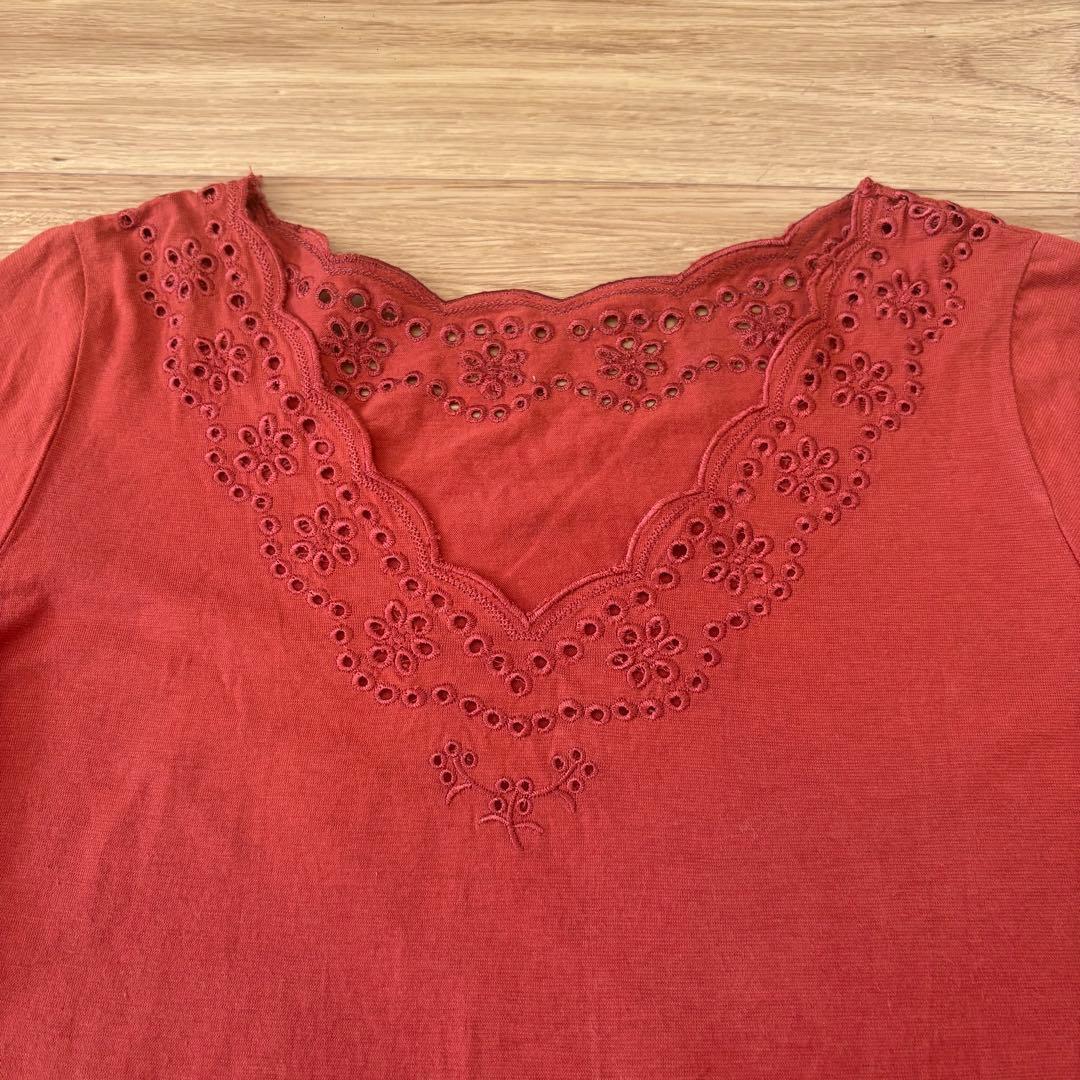 .ダブルクローゼット 長袖カットソー　ブラウス 赤 オレンジ　刺繍　無地 4